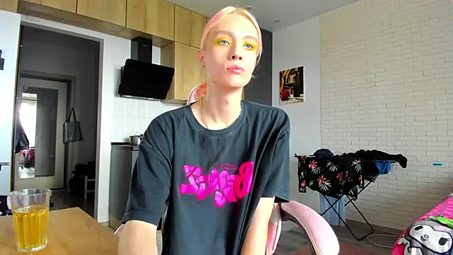 _Alice_Kitty – Naživo XXX chat
