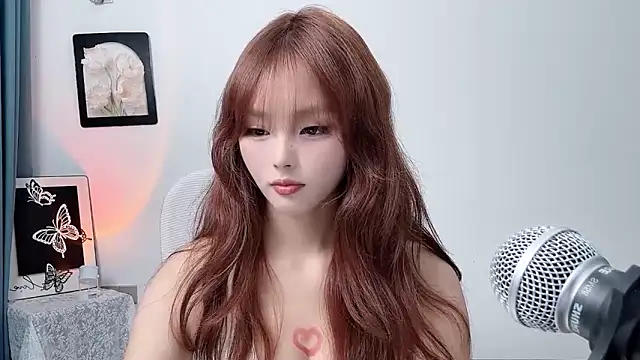 צ'אט XXX בשידור חי של pingping78