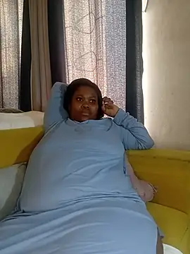 Chat +18 de RealQueenOfSouth ao vivo