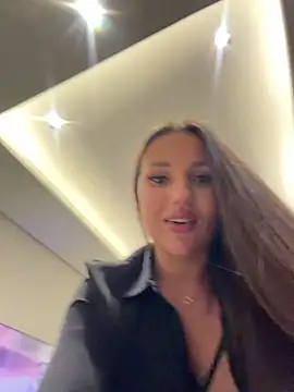 Syka0001 Adlı Modelin Canlı XXX Sohbeti