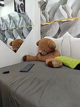 CamilosaOrtega Adlı Modelin Canlı XXX Sohbeti