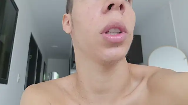 grey___27 élő XXX-chatje