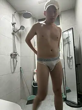 yichen008n Live XXX chat