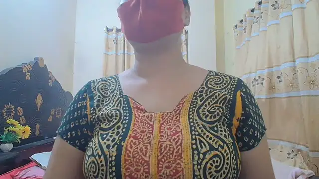 Elena_cruz5: онлайн-секс-чат