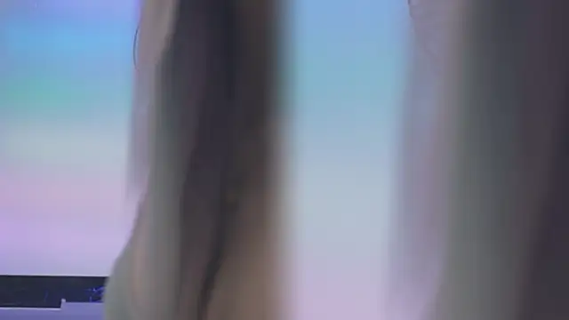 Sw-001のライブXXXチャット