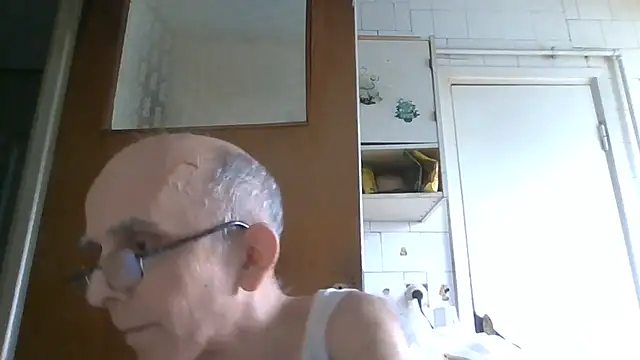 Chatroom XXX en direct de mariusica1@xh