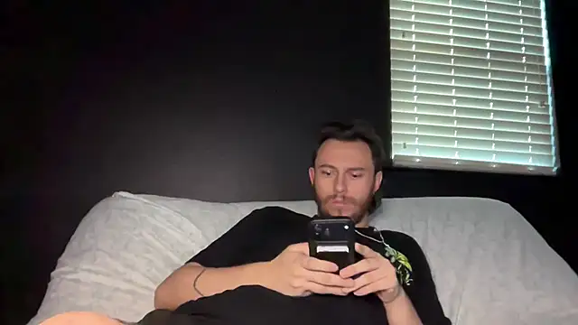 Mikecloudyhawk live XXX chat