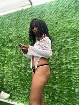 MELIZ_QUEEN লাইভ XXX চ্যাট