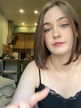 steysy678 লাইভ XXX চ্যাট