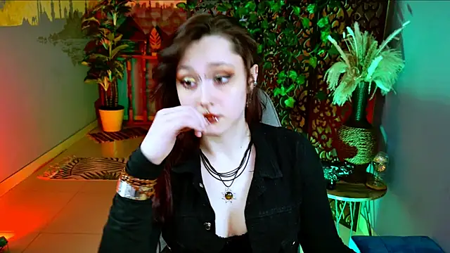 AliciaDelive 现场XXX聊天