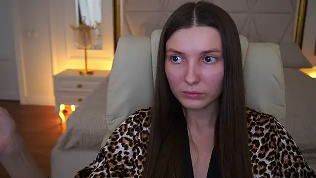 AshleyBaie Adlı Modelin Canlı XXX Sohbeti