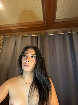 แชท XXX สดของ hugecock_tamira