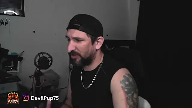 Czat XXX na żywo – DevilPup75_
