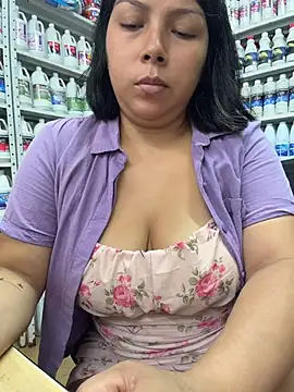 ISABELLA__LUNA Chat XXX live