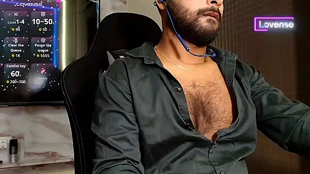 SilverShade3 Live XXX Chat