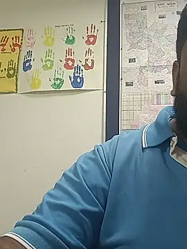 healthyguy175 Show in webcam
