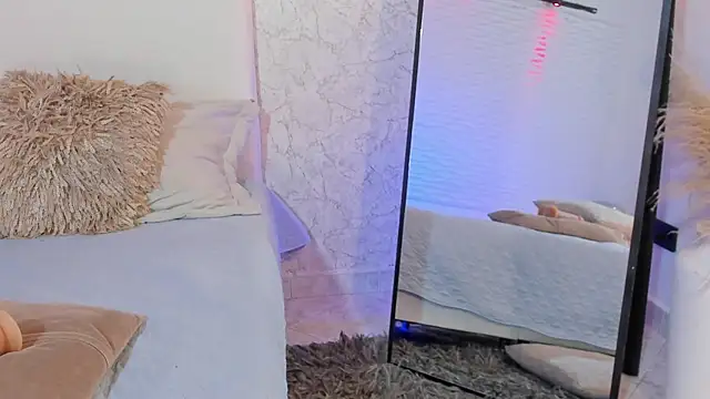 alanarouge's Live XXX Chat