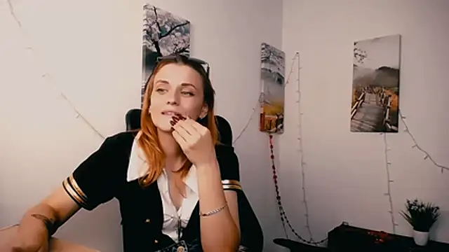 PeppyMia's Live XXX Chat