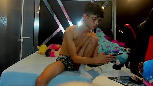 LiamHeatx Live XXX Chat