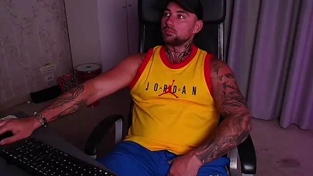DuncanStone Chat XXX in diretta