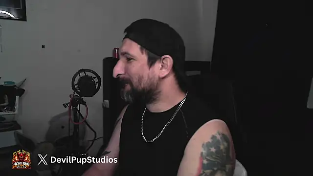 DevilPup75_ live XXX chat