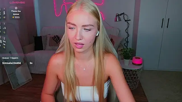 TessaGrays' Live XXX Chat