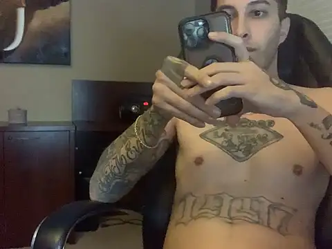 Chat +18 de JuicyJoshy ao vivo