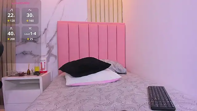 Chat +18 de KAROLAGREY ao vivo