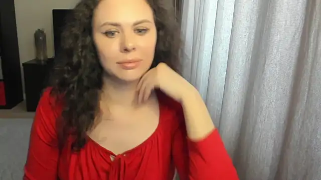 XXX chat uživo modela MollyCheiz