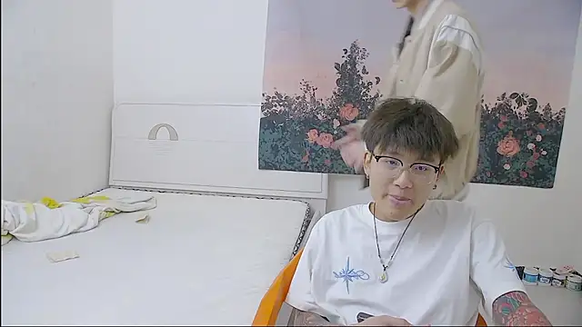 KK-cuteboy Obrolan Langsung XXX