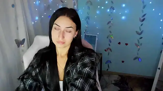 Star_Emily_ Live XXX Chat
