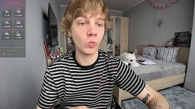 Živý XXX chat olivertasty