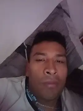 Show modela xjkedv na web-kameri