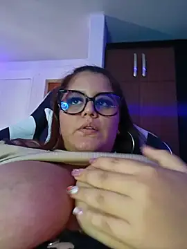 Chat XXX ao vivo de Bonny_rousse01