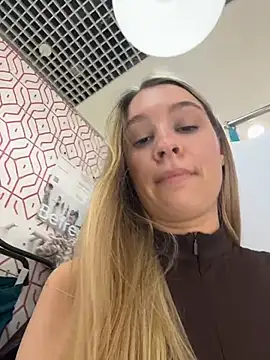 XXX chat uživo modela SashaCatt