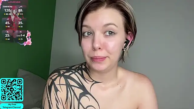 Chat XXX en directo de MadalynNosel