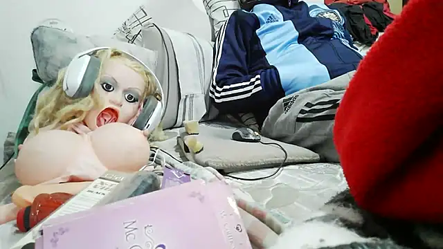 XXX chat uživo modela messi_syssy