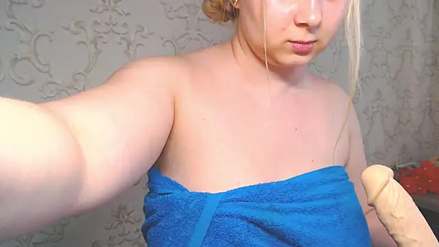 DolphinDreams' Live XXX Chat