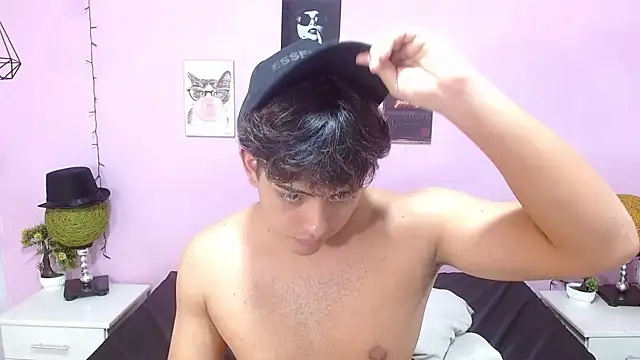 zayne_lyon élő XXX-chatje