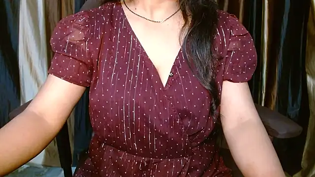 Wow_Lovely_ Chat XXX in diretta