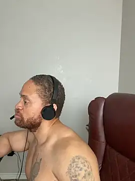 Chat +18 de Fathero1time ao vivo