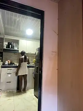 GaiaFiore Adlı Modelin Canlı XXX Sohbeti