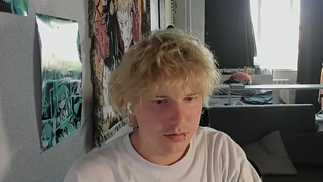 צ'אט XXX בשידור חי של Benjamin_Bo