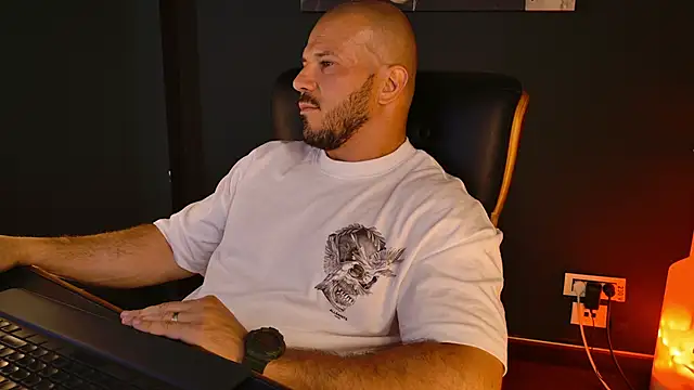 AngeloEricn Live XXX chat