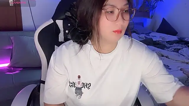 Ni-Ni_2K's Live XXX Chat