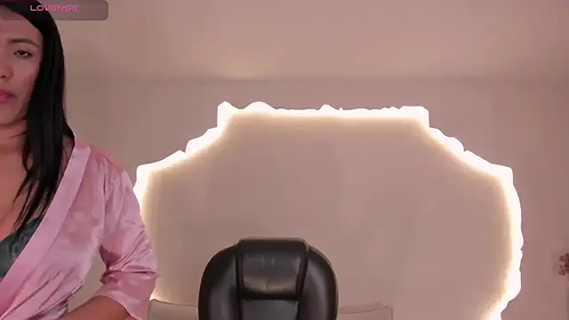 NatalieLewis Chat XXX in diretta