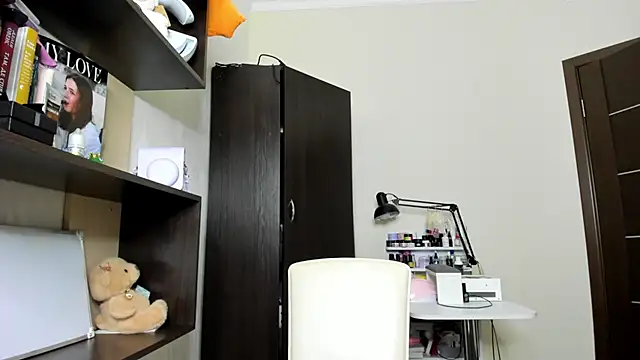 دردشة OhMyAlice الجنسية المباشرة