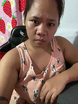 Chat XXX ao vivo de -CLARAMommy-