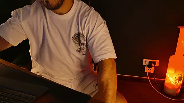 AngeloEric live XXX chat