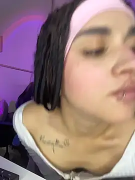 lia_ec's Live XXX Chat